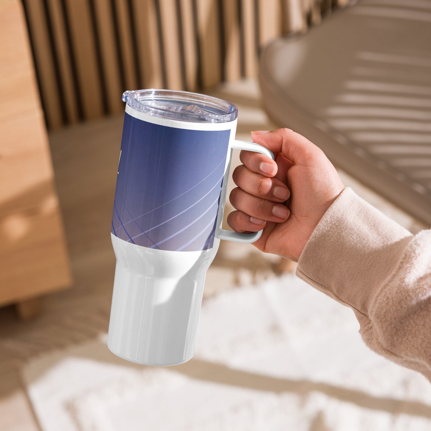DWTC Sunrise travel mug with a handle